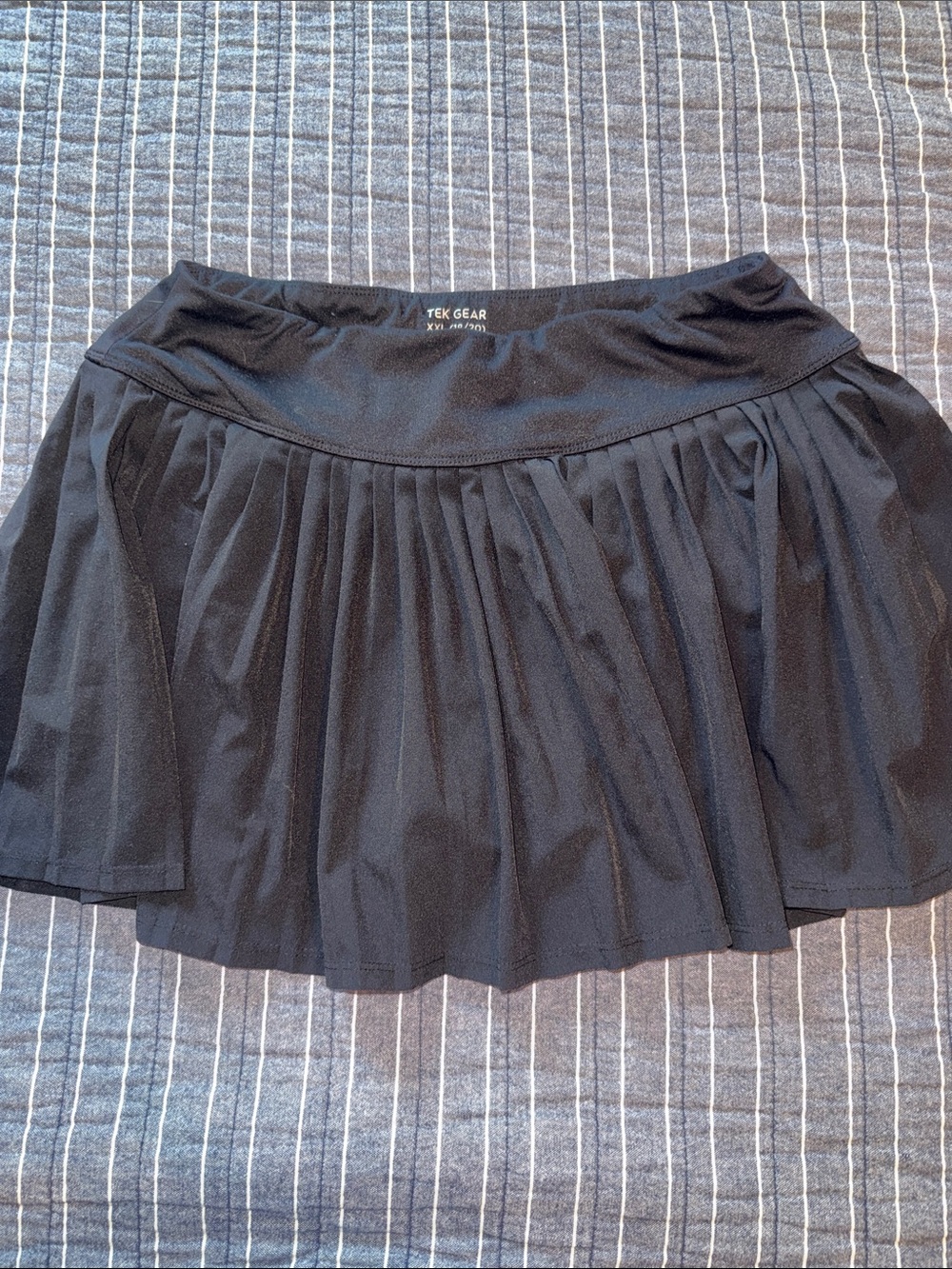 tek gear black circle skater athletic skirt